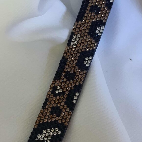 PU leather leopard print, sparkle phone case/sleeve with 50" strap - NWOT - Picture 8 of 14